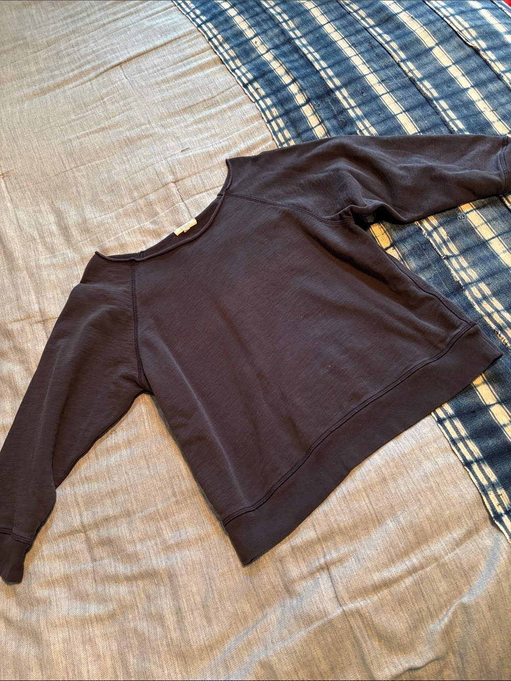 Leallo Crewneck Sweatshirt